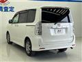 2009 Toyota Voxy