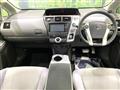 2012 Toyota PRIUS α
