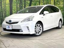 2013 Toyota PRIUS α
