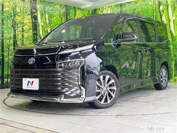 2022 Toyota Voxy