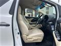 2015 Toyota Vellfire