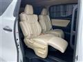 2015 Toyota Vellfire