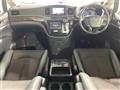 2017 Nissan Elgrand