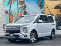 2022 Mitsubishi Delica D5