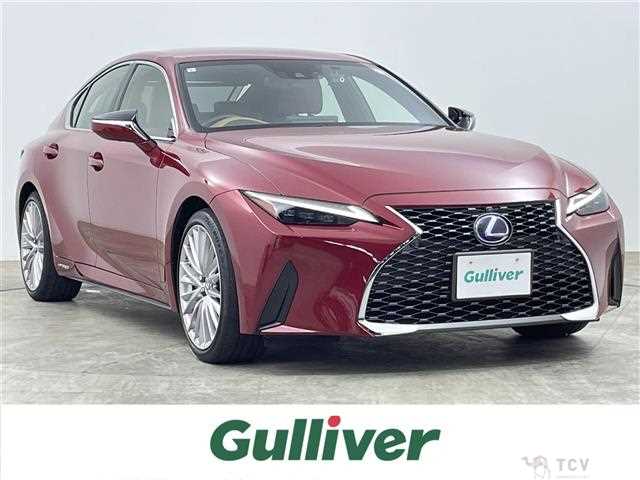 2021 Lexus IS