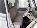 2017 Daihatsu Tanto