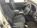 2015 Toyota Crown Hybrid