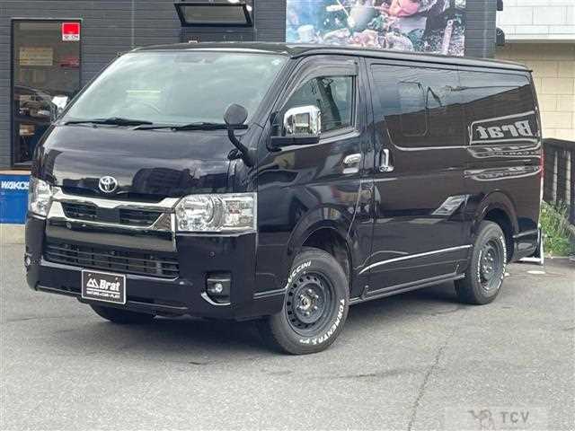 2022 Toyota Hiace Van