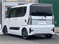 2022 Daihatsu Tanto
