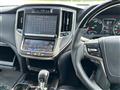 2016 Toyota Crown Hybrid