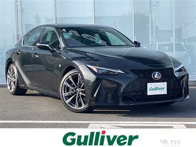 2022 Lexus IS