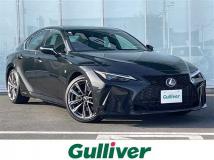 2022 Lexus IS