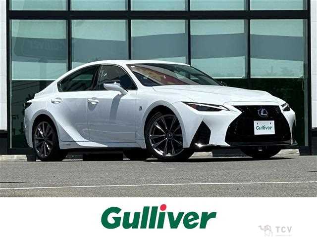 2021 Lexus IS