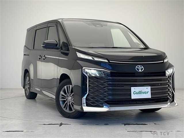 2022 Toyota Voxy