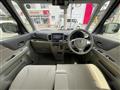 2013 Suzuki Spacia