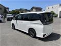 2022 Toyota Voxy