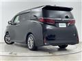 2025 Toyota Alphard Hybrid