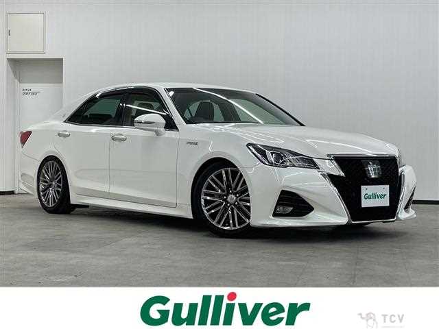 2016 Toyota Crown Hybrid