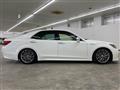 2016 Toyota Crown Hybrid