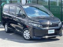 2017 Toyota Voxy
