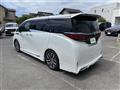 2025 Toyota Alphard Hybrid