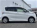 2019 Mitsubishi eK Custom