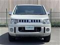 2016 Mitsubishi Delica D5