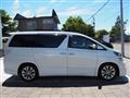 2010 Toyota Vellfire