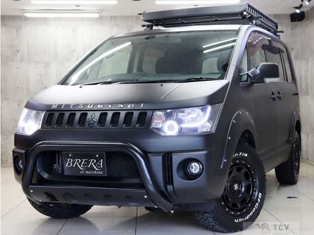 2017 Mitsubishi Delica D5