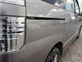 2005 Toyota Voxy