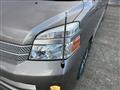 2005 Toyota Voxy