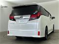2015 Toyota Alphard