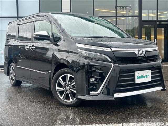 2018 Toyota Voxy