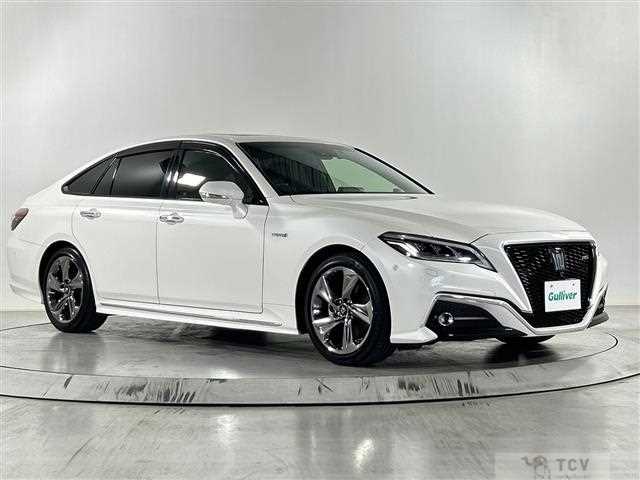 2019 Toyota Crown Hybrid