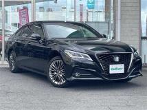 2020 Toyota Crown Hybrid