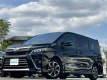 2017 Toyota Voxy
