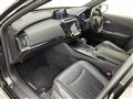 2018 Toyota Crown Hybrid