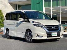 2017 Nissan Serena
