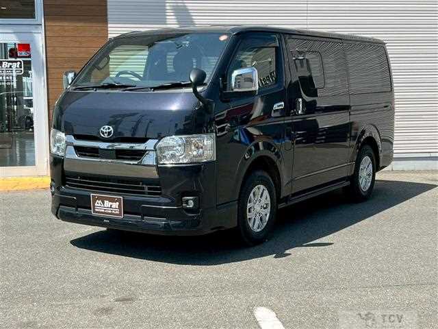 2022 Toyota Hiace Van