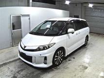 2013 Toyota Estima
