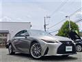 2021 Lexus IS