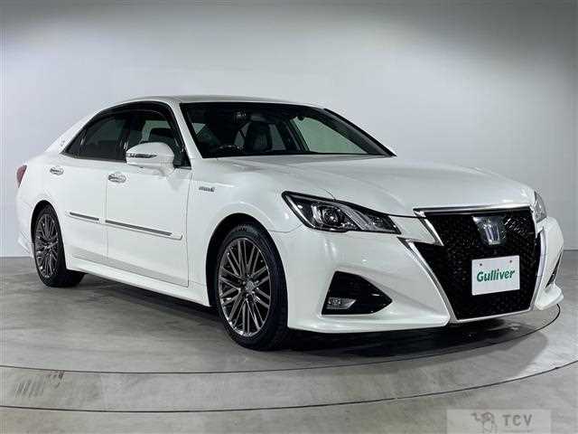 2016 Toyota Crown Hybrid