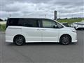 2016 Toyota Voxy