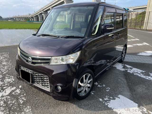 2011 Nissan ROOX
