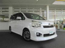 2010 Toyota Voxy