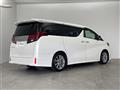 2017 Toyota Alphard