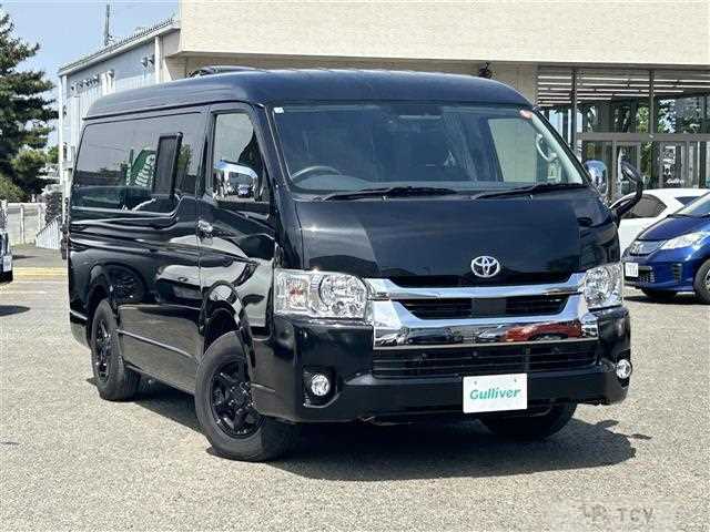 2022 Toyota Hiace