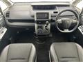 2013 Toyota Voxy