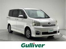 2013 Toyota Voxy