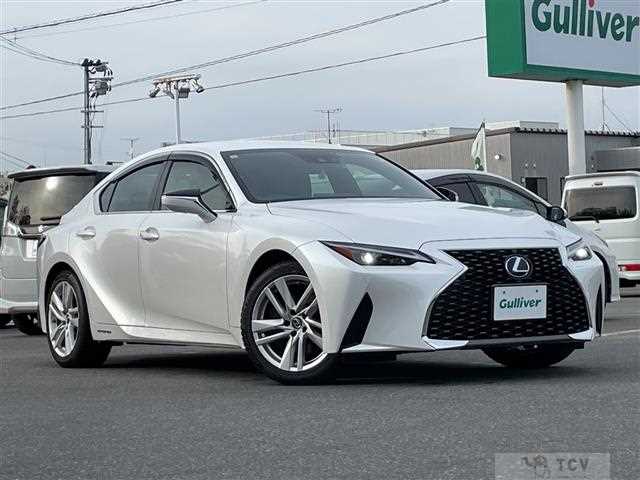 2021 Lexus IS